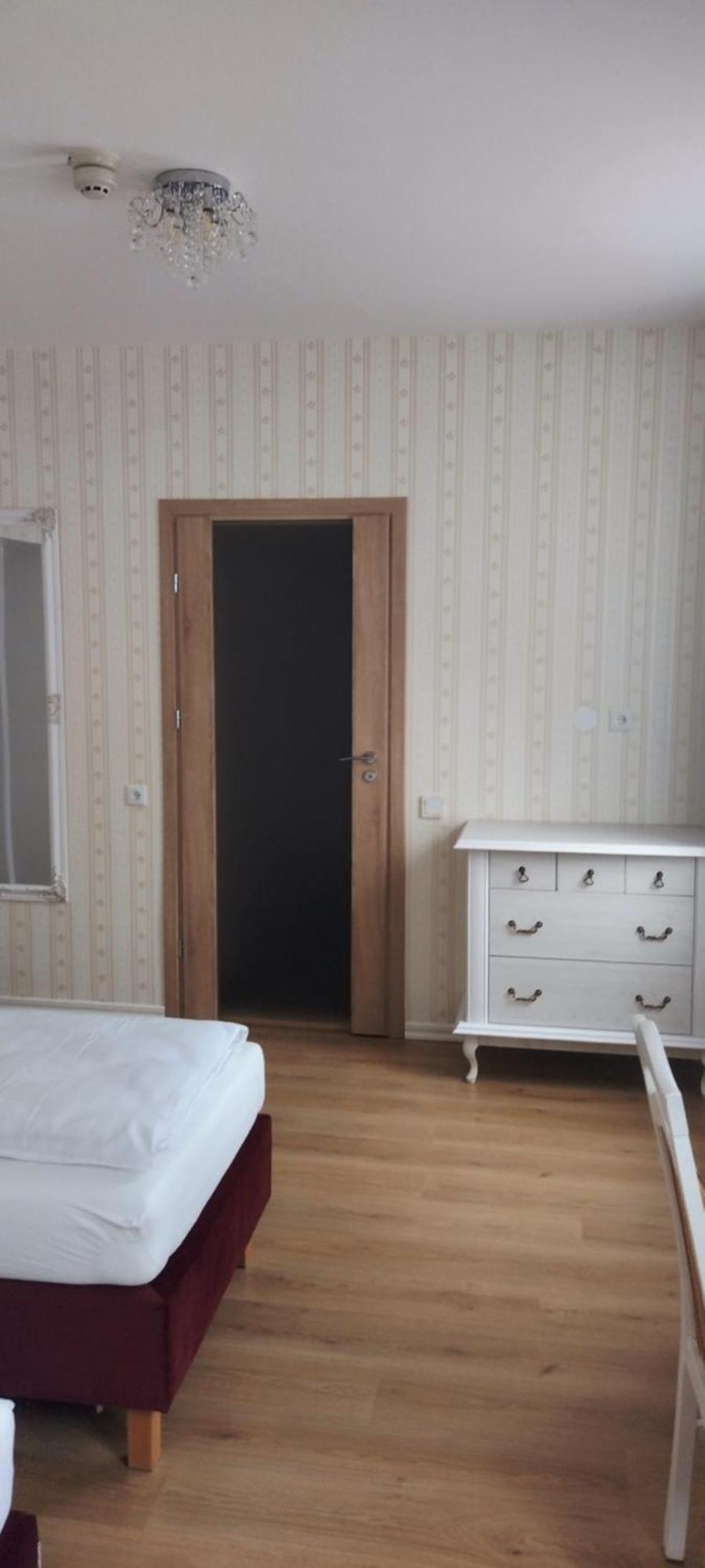 Liahof Hotel Уларед Екстериор снимка