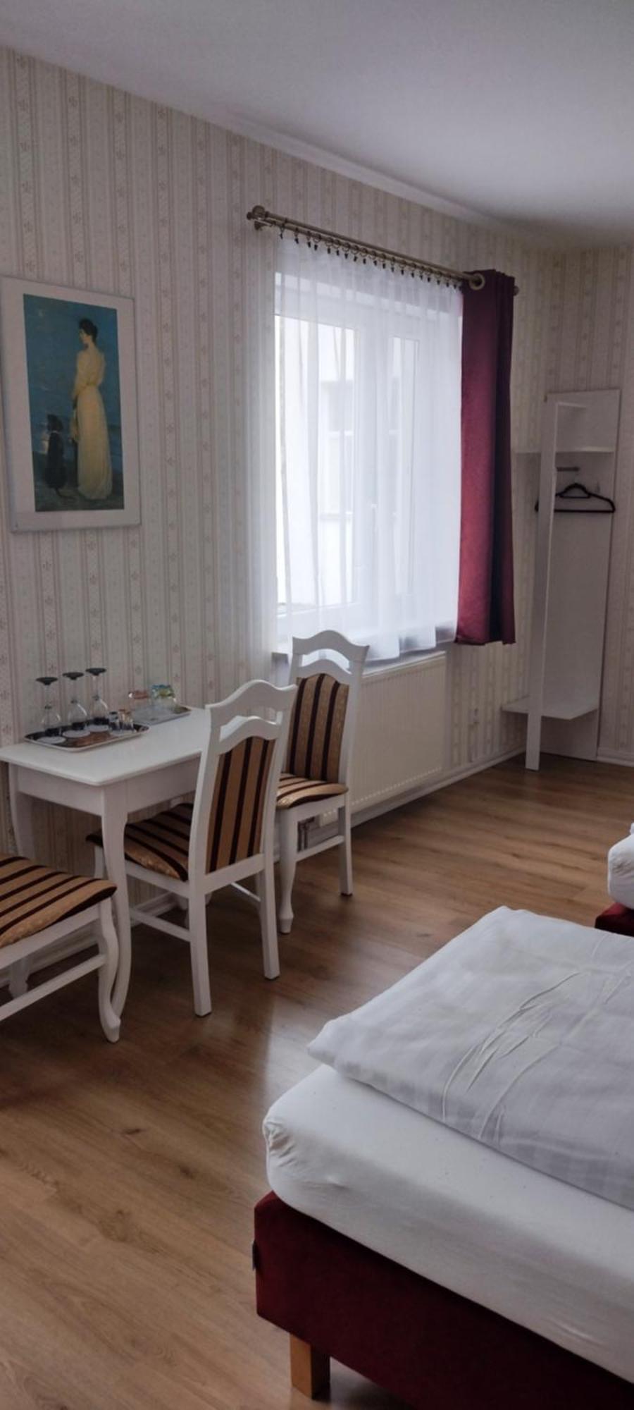 Liahof Hotel Уларед Екстериор снимка