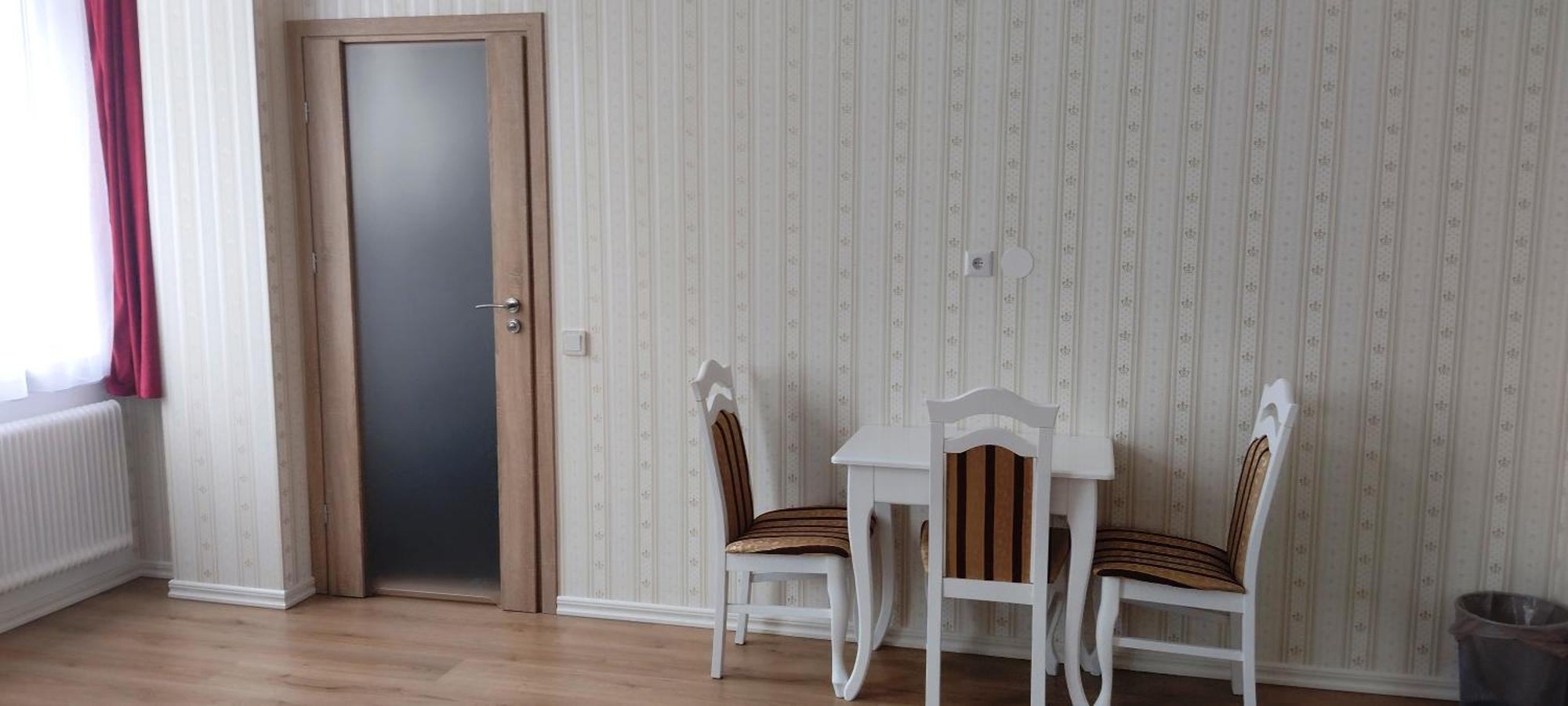 Liahof Hotel Уларед Екстериор снимка